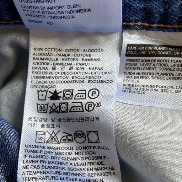 💙 Levis Denim Retro Mini Skirt with Floral Insert with Embroidery Size 27 - Picture 13 of 16